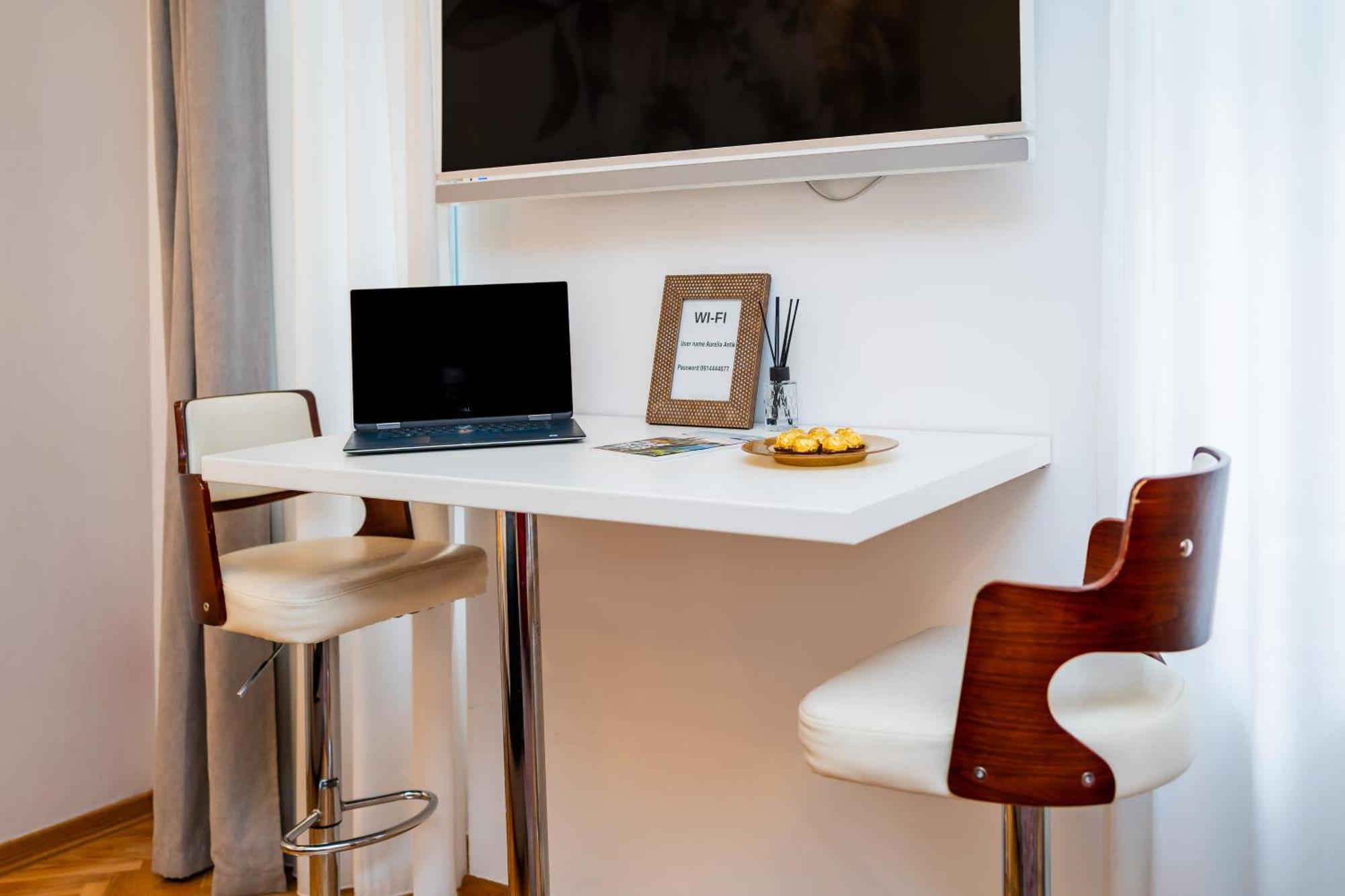 Aurelia Antik Apartments & Rooms, Zagreb City Center Екстер'єр фото
