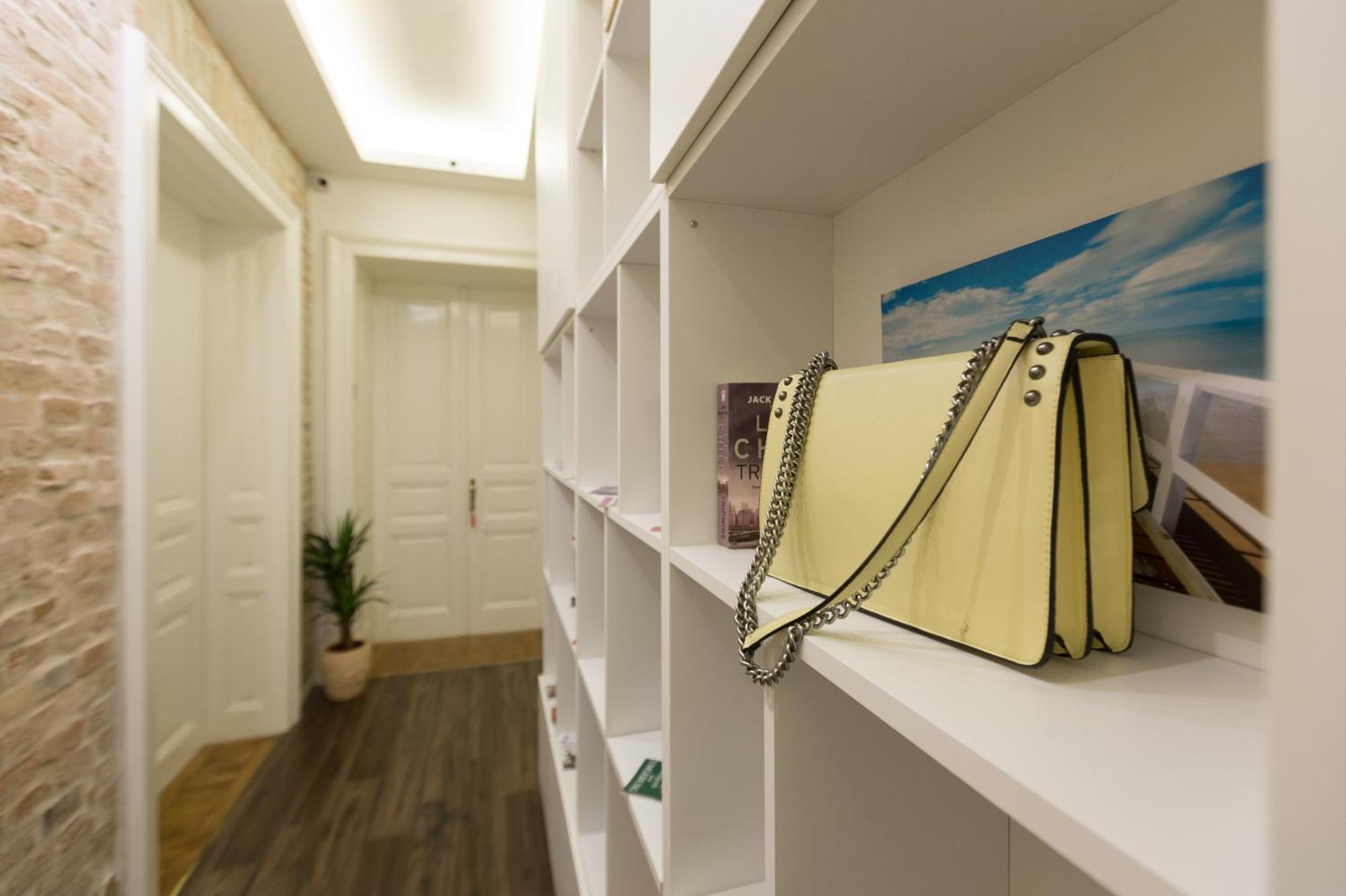Aurelia Antik Apartments & Rooms, Zagreb City Center Екстер'єр фото